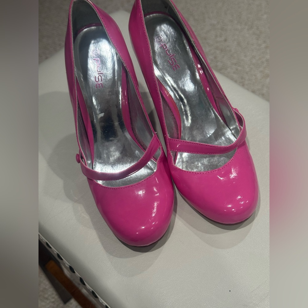 Pulse Heels